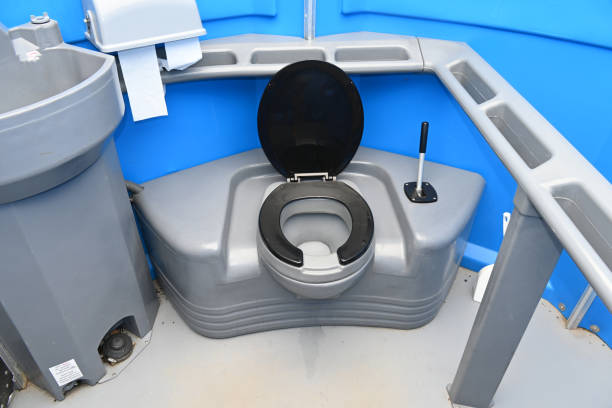Portable restroom solutions in Wellston, MO
